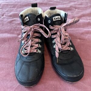Keds Black High-Top Scout Boot with Pink Laces- Dream foam